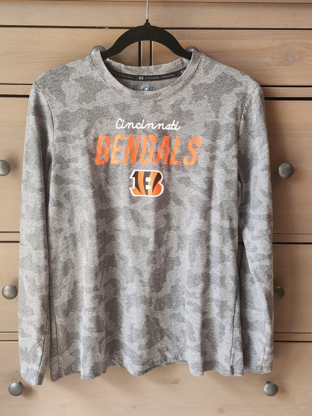 Cincinnati Bengals Gray Camo Long Sleeve Tee By MSX Michael Strahan Women's L